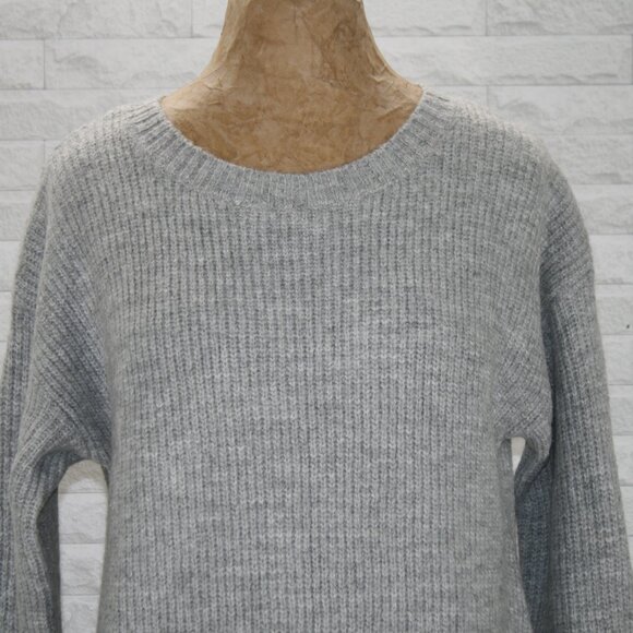 GAP Sweater Wool Blend Lace Up Detail Knit Long Neutral Gray Oversized M - Picture 2 of 13